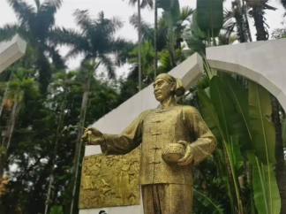 活动1游览曼听公园▲